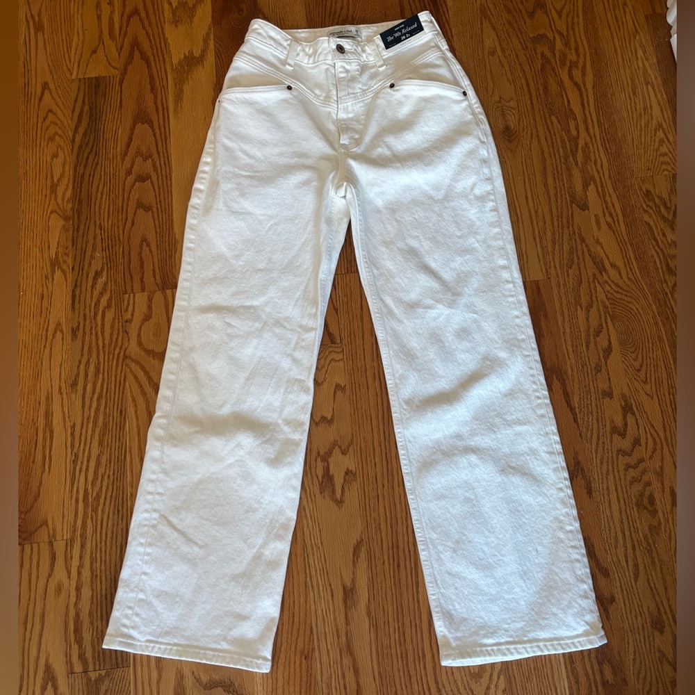 Abercrombie The ‘90s Relaxed Jean